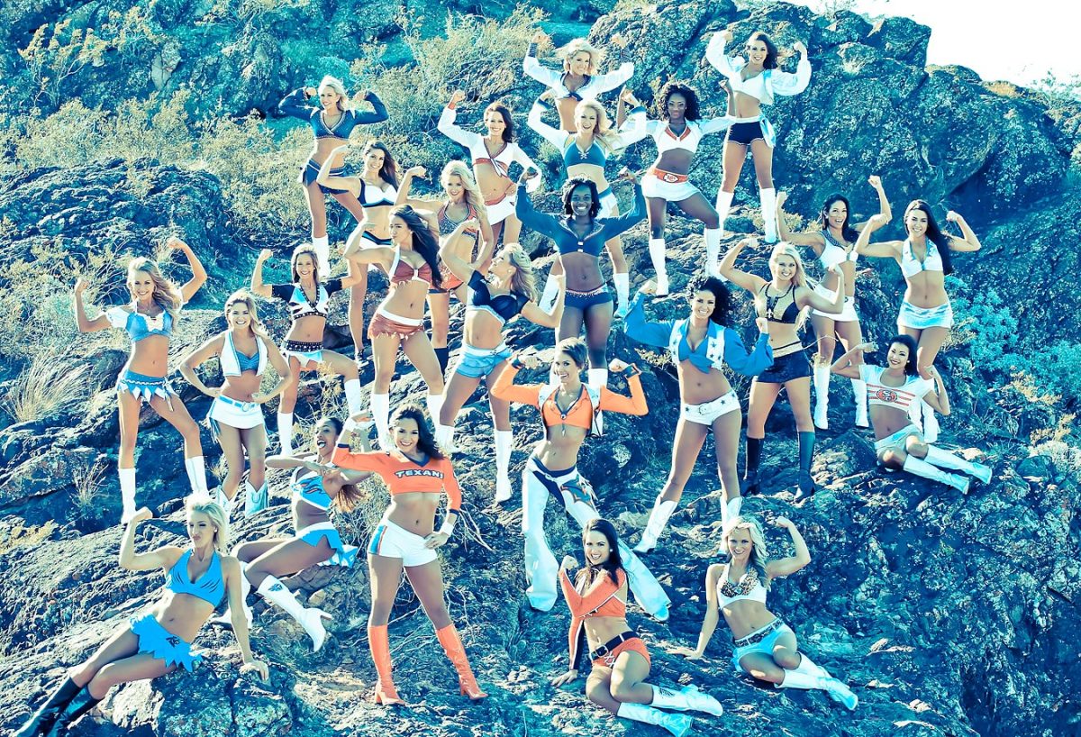 000-02-Pro_Bowl_Cheer-BY-1008_0.jpg